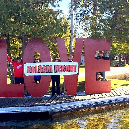 Balsam Resort Fenelon Falls Exterior photo