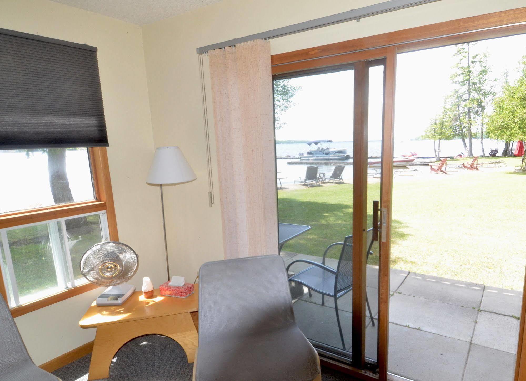 Balsam Resort Fenelon Falls Exterior photo